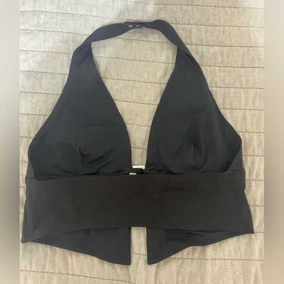 Buckle Halter Top - Picture 2 of 2